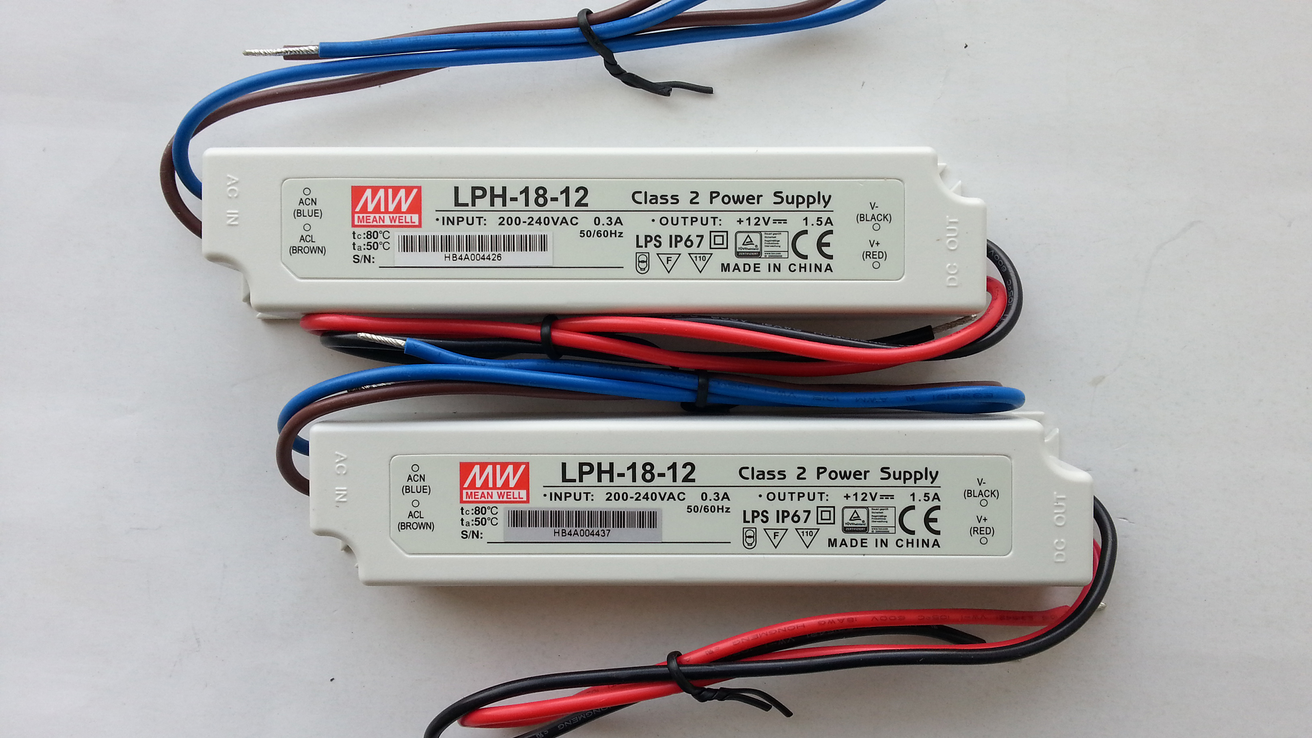Meanwell_IP67_LPH_18_12_power_supply